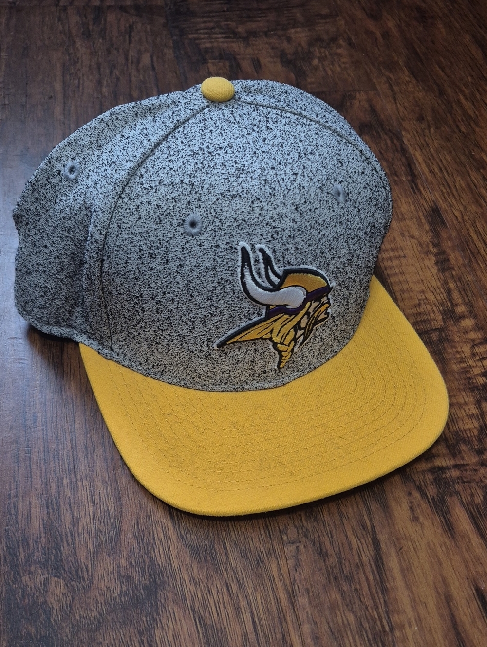 New Era Minnesota Vikings Speckled Gray Crown with Yellow Brim Hat
